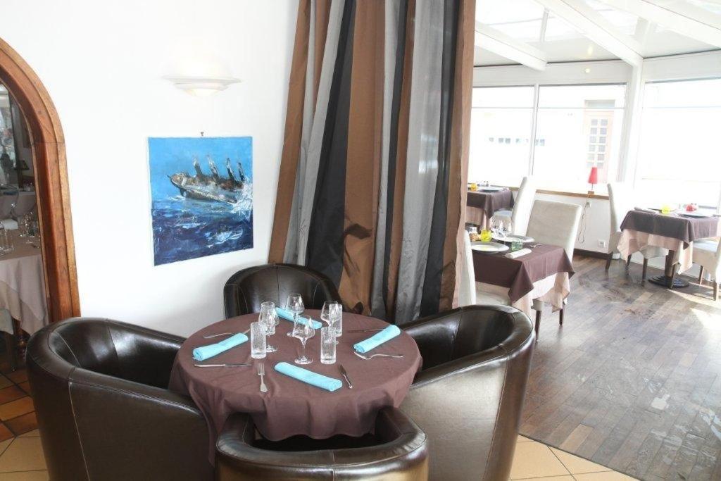 Hotel Le Suroit Perros-Guirec Exterior photo