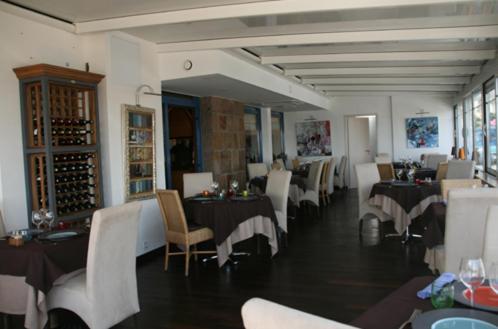 Hotel Le Suroit Perros-Guirec Exterior photo